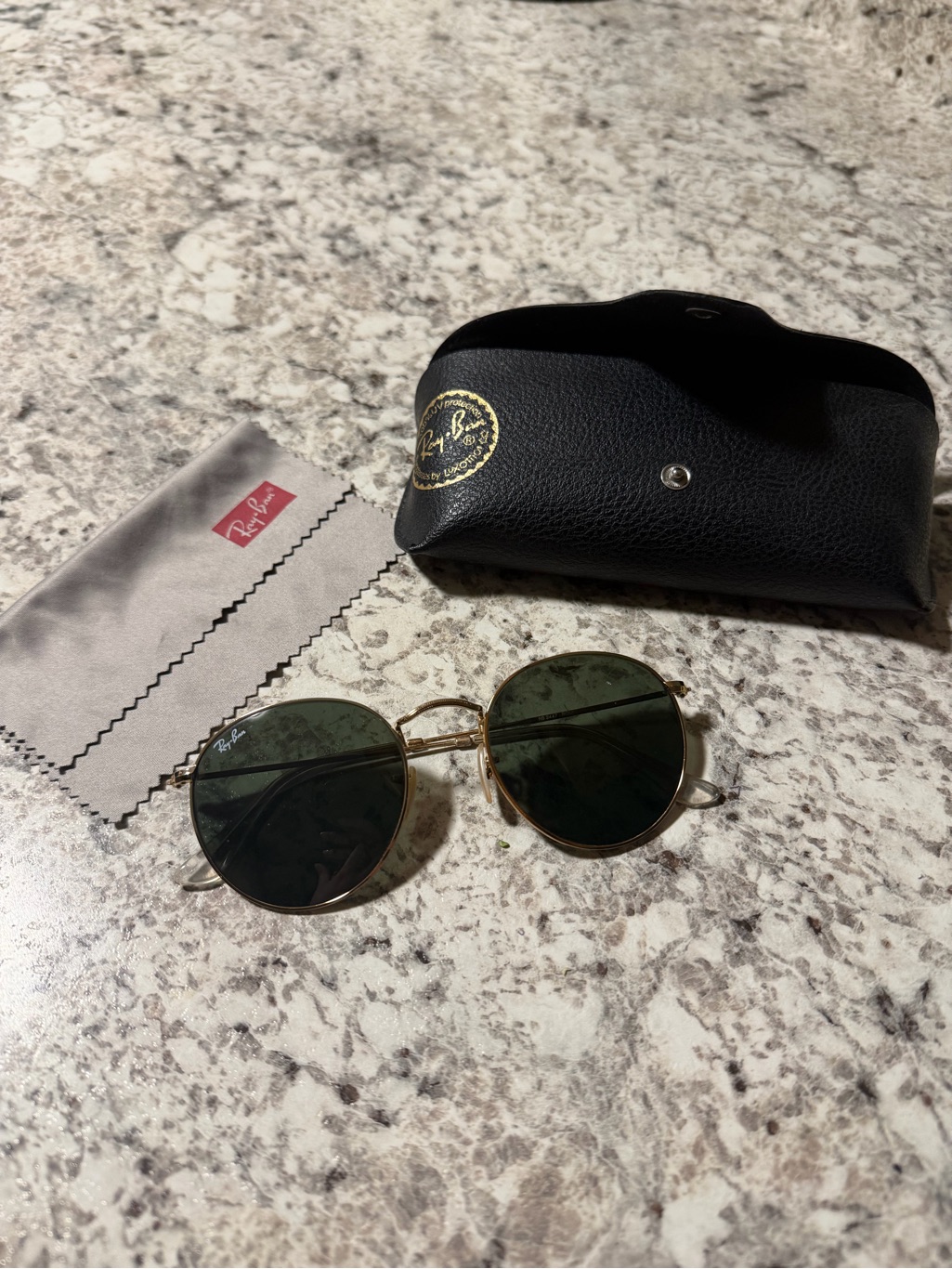 Ray-Ban Rb3447 Round Metal Sunglasses Gold Frame With Green Lenses